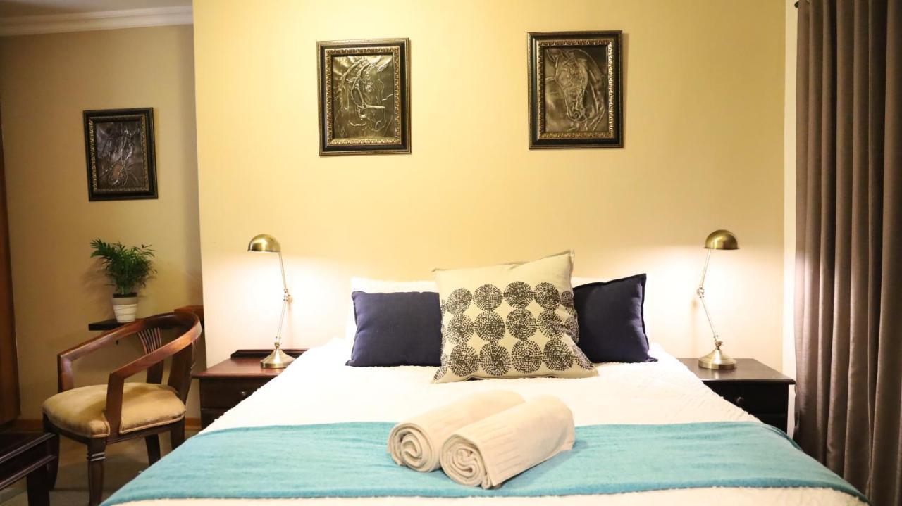 The Oak Potch Guesthouse Potchefstroom Exteriér fotografie