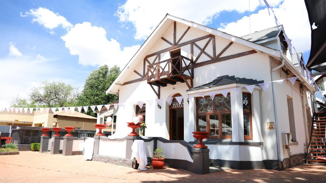 The Oak Potch Guesthouse Potchefstroom Exteriér fotografie